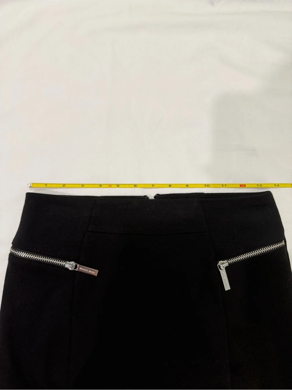 Michael Kors Classic Black Pencil Skirt with Silver Zip Details Size 2